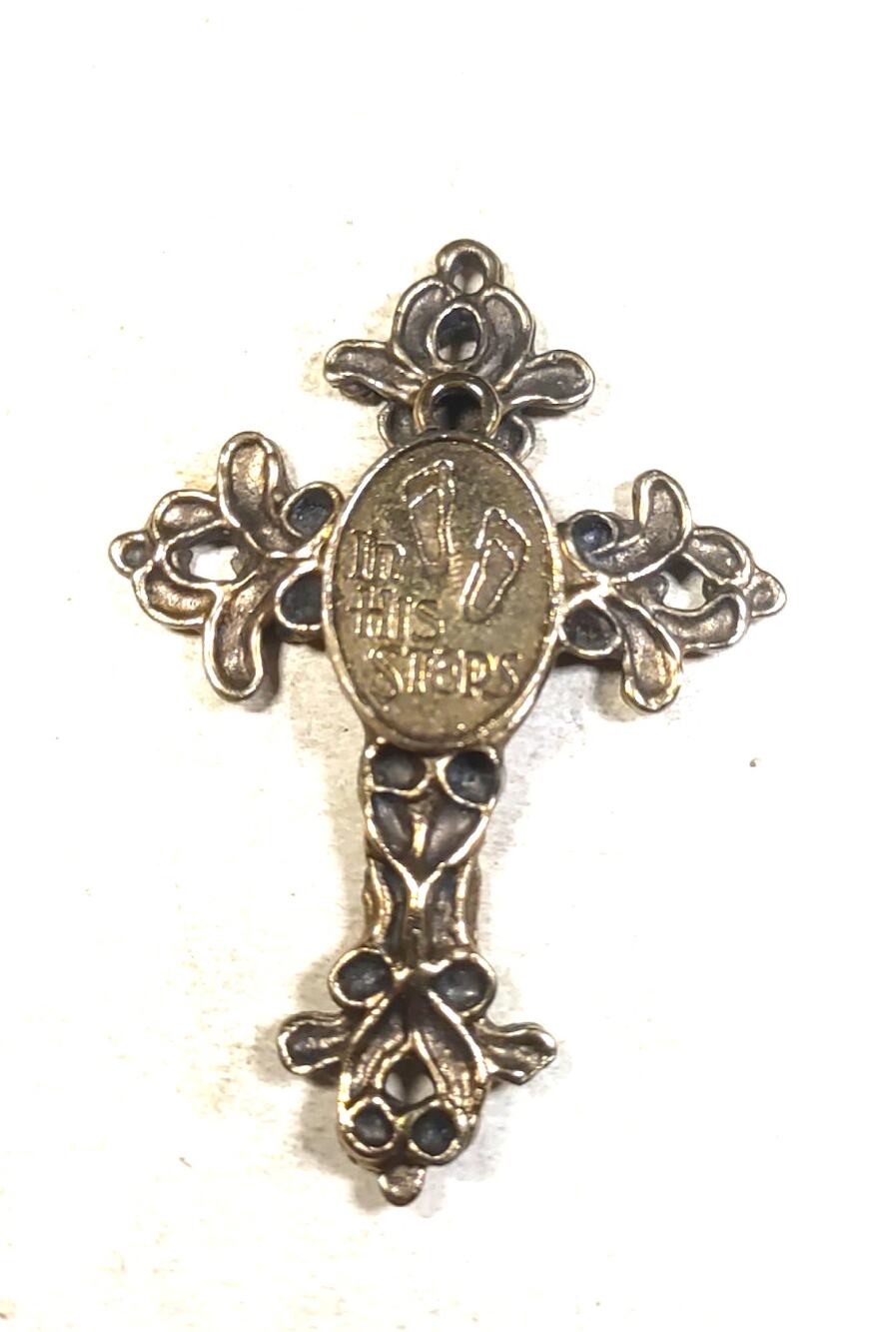 Gold Tone Cross In His Steps Engraved Pendant Religious
